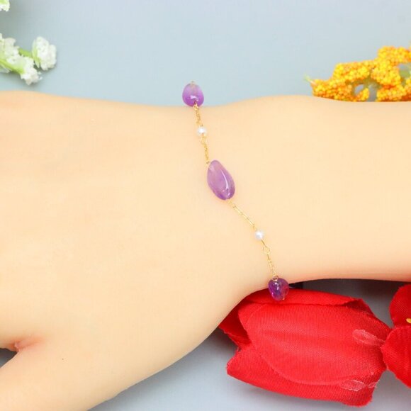 "Elegant & Trendy Bracelet, A Perfect Gift for Women, Thoughtful, EVCH1239 - Picture 7 of 11